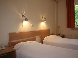 7号酒店 2* 斯科普里